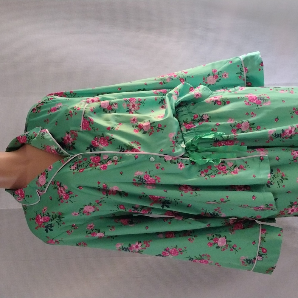 Victoria Secret pink green flowers pajama L
